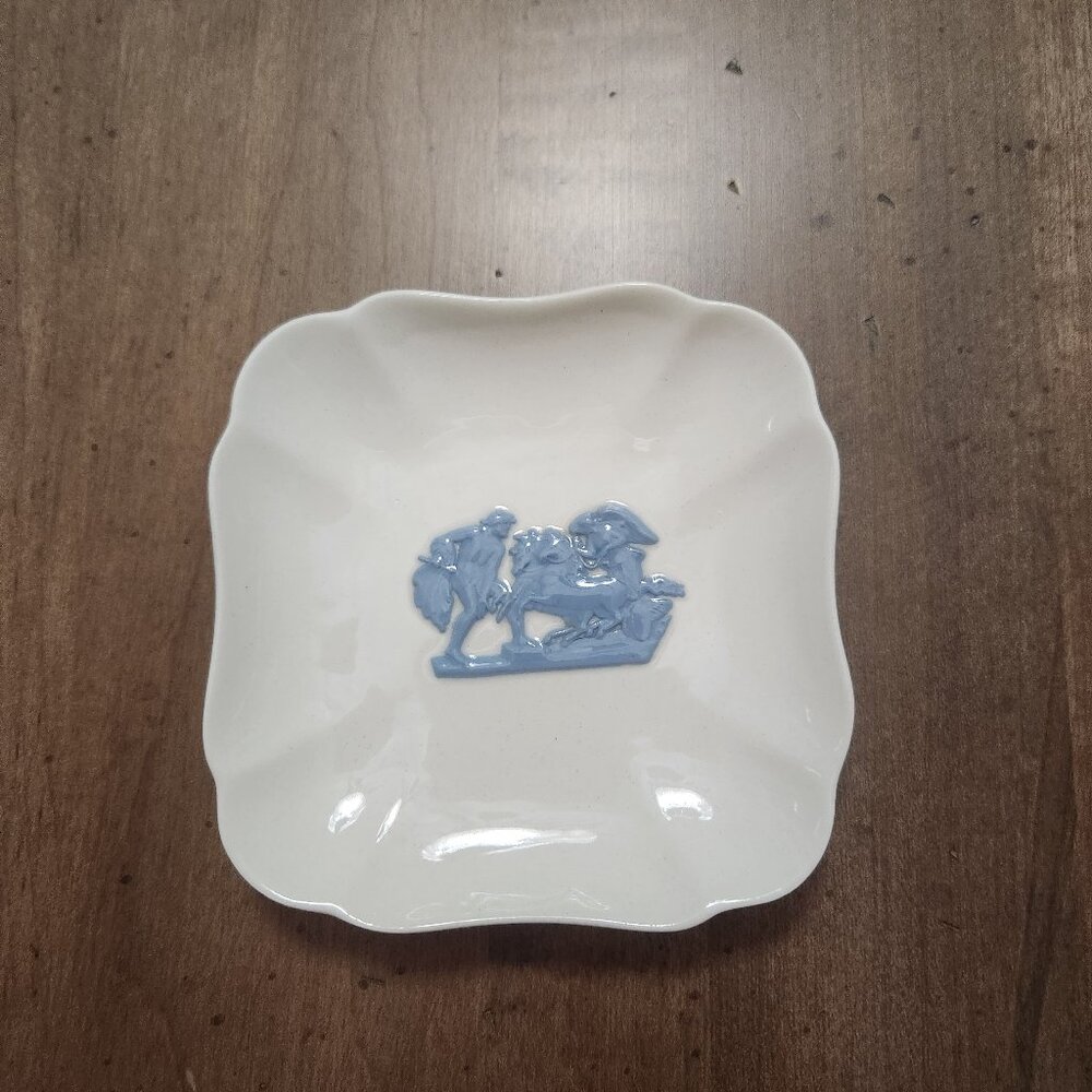 Wedgwood Queen's Ware Blue and White Pin Tray
